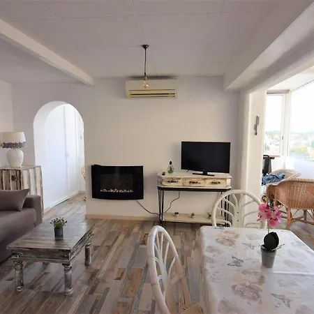 396-studio Vue Marina